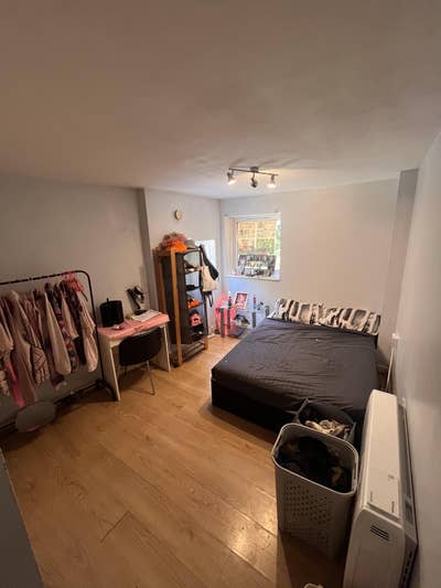 One bedroom in West Hampstead for up to 6 weeks! Main Photo
