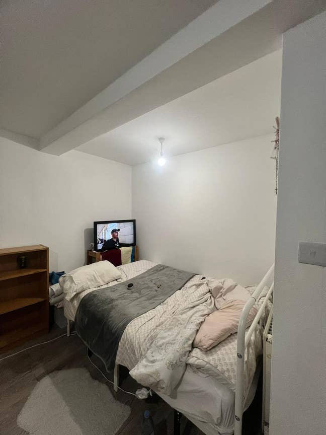 Double Room in Large 4-Bed House – Bethnal Green,  Main Photo