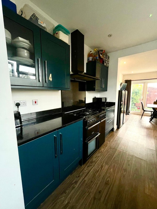 All Bills + Fast Commute • EN3 6HG 💡🚆 Main Photo