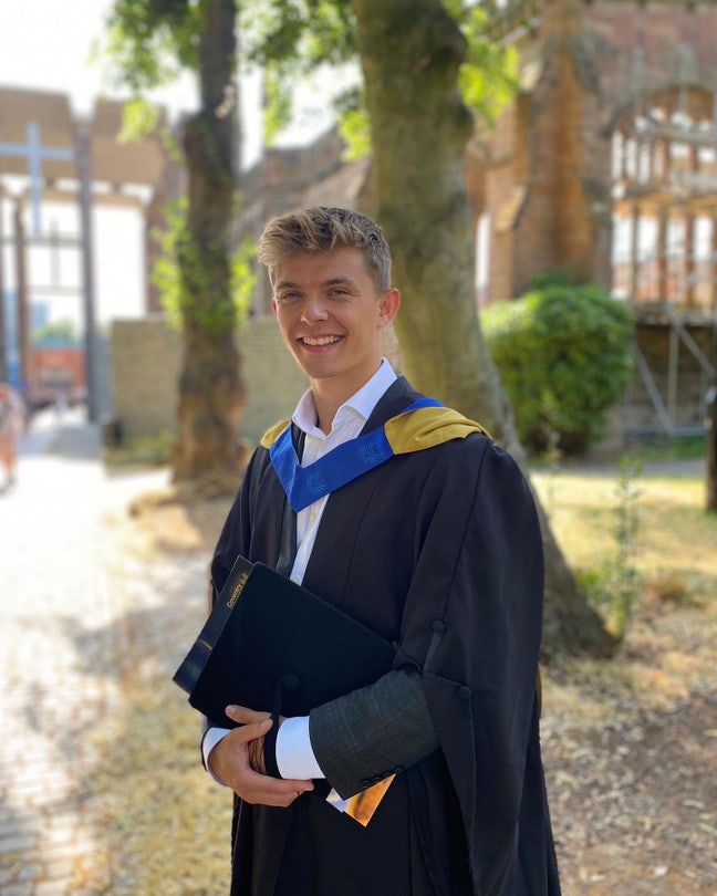 Professional Male seeks a double room Main Photo