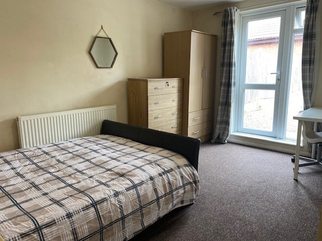 Double Room with Garden, Near Broomfield Hospital Main Photo