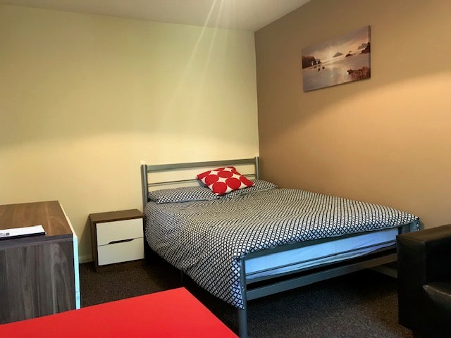 Double Room - Near Broomfield Hospital Main Photo