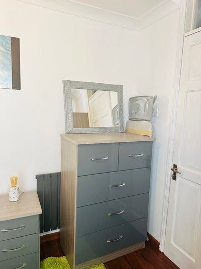 1 room available  Main Photo