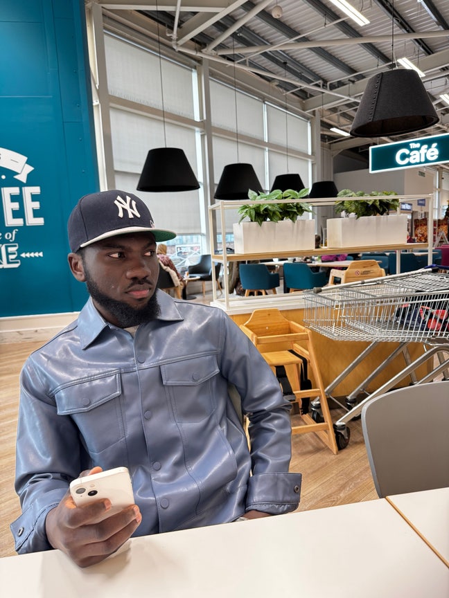 Student Female seeks a double room Main Photo