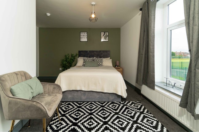 Elegant Large Ensuite Room | Salford | Bills Inc!! Main Photo