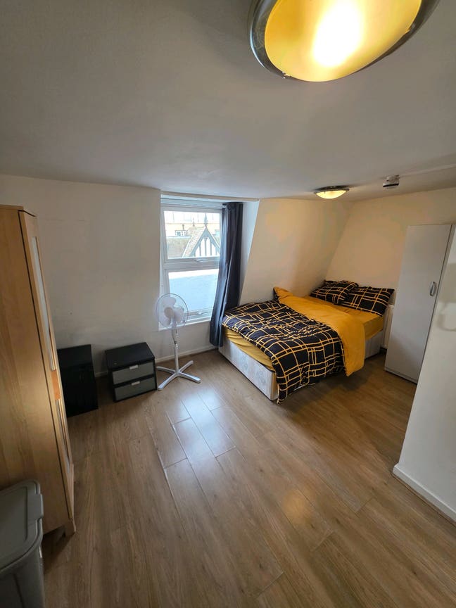 Studio flat on Praed Street Paddington  Main Photo