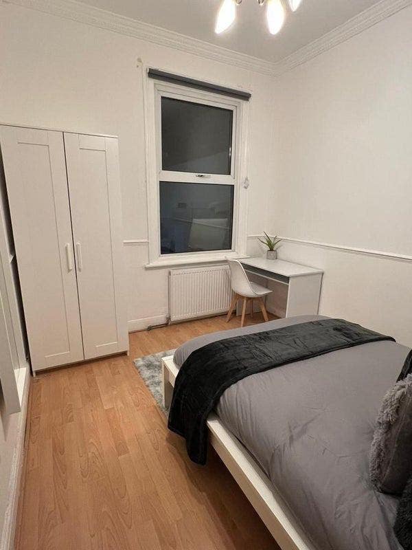 Luxurious Double Room Right Next To The Station Main Photo