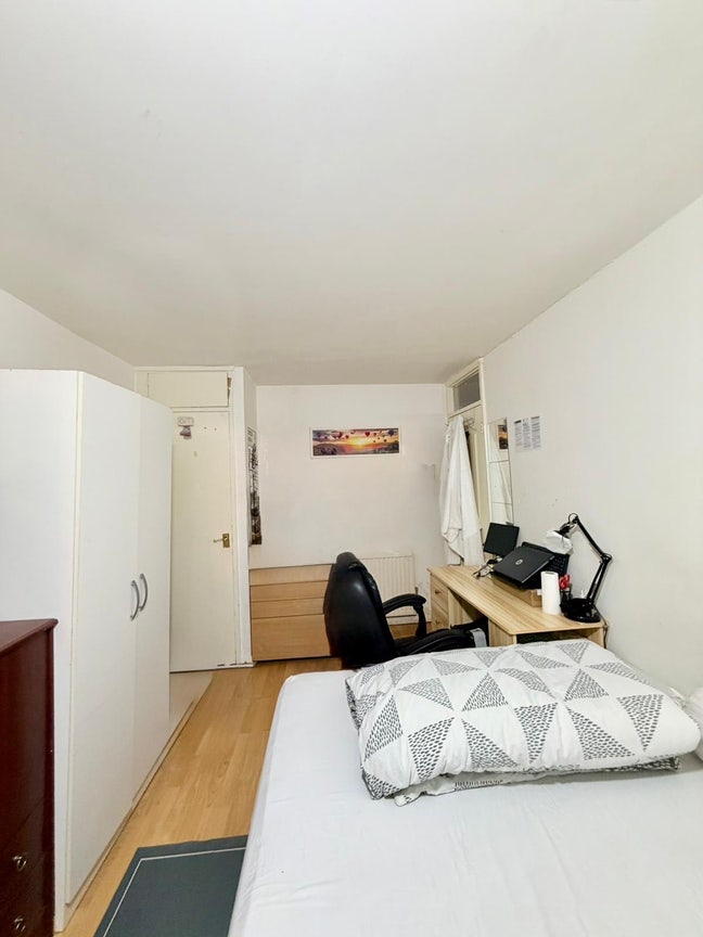 Spacious Double room Main Photo