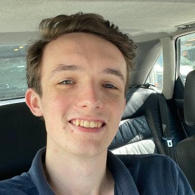 Brazilian guy moving to London in Jan  Main Photo