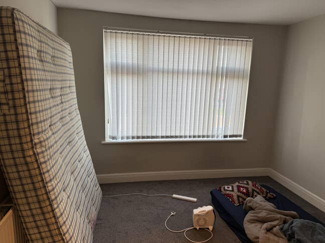 Double room available for 2 males or a couple Main Photo