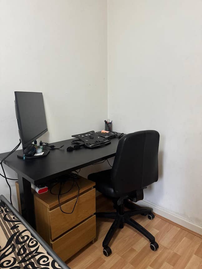 Ensuite Room Available | Bills Included | 675/m Main Photo