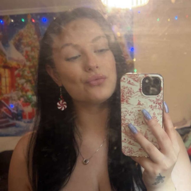 Looking for room to rent❤️ Main Photo