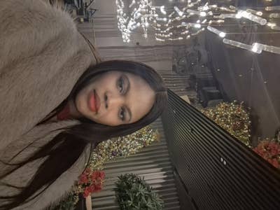 Room needed by professional couple Main Photo