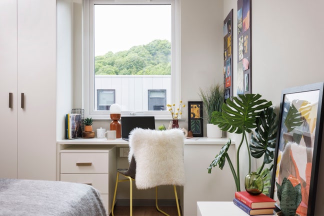 Houghall Court Ensuite price is negotiable! Main Photo