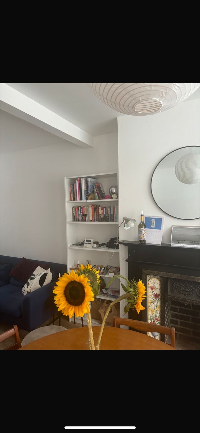 1 Double Room East Belfast  Female Only Main Photo