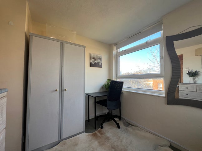 Perfect Putney Rooms, one with own lounge! Main Photo