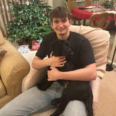 Looking for room in Sheperds bush area Main Photo