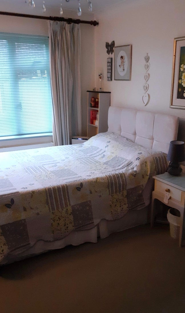 Mon to Friday or 5 nights Main Photo