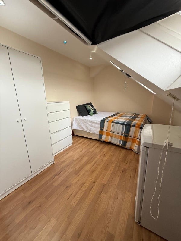 🛏️ Single Room to Let in - Neasden  Main Photo