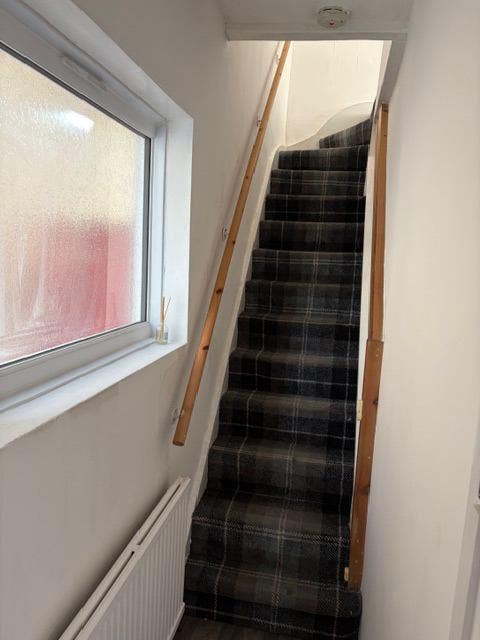 Spacious Two Bed Room Apartment In Main Photo