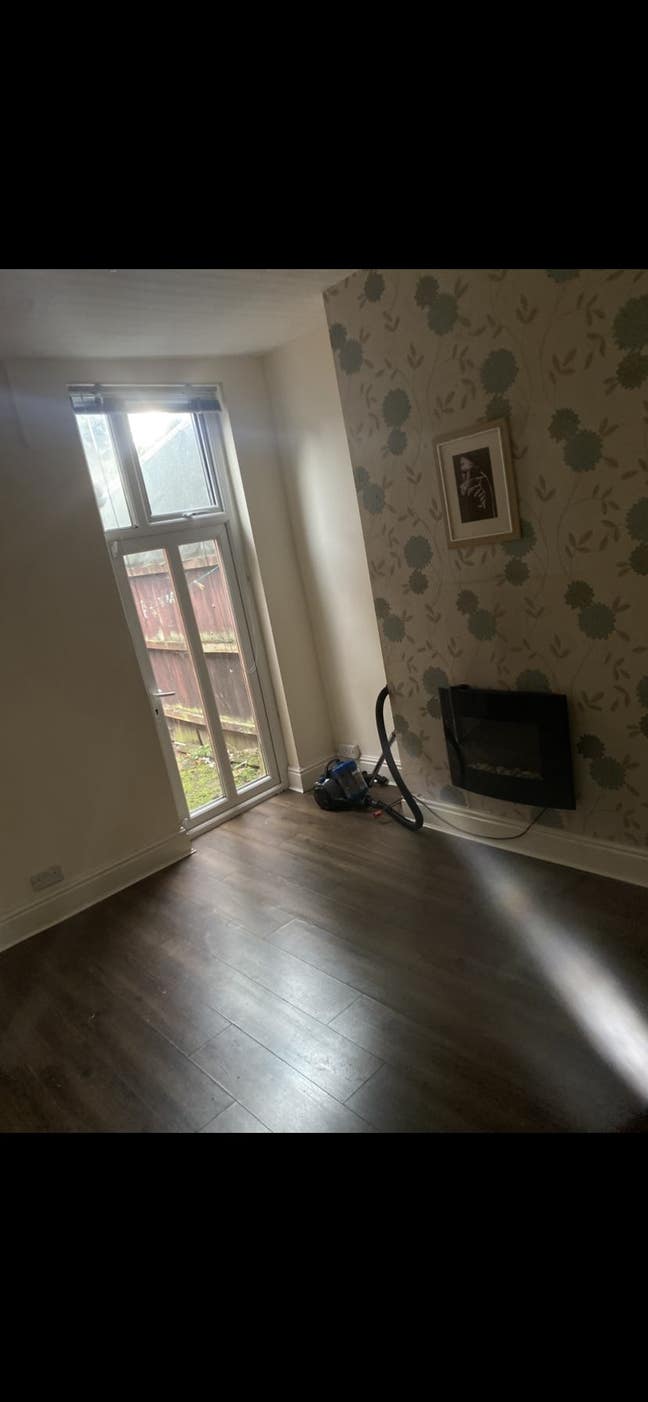 Selly oak room available ! Main Photo