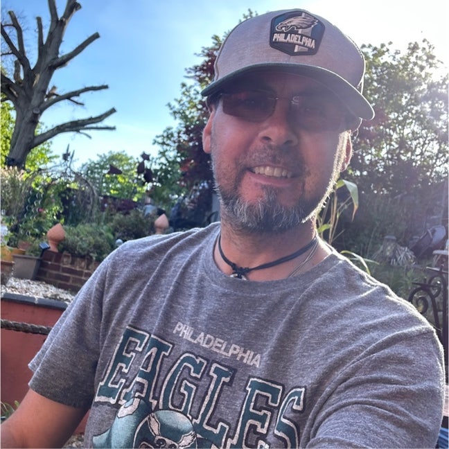 Telecom engineer  Main Photo