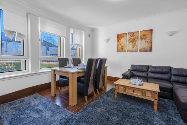 Executive 3 Bed - Corporate & Contractor Let Main Photo