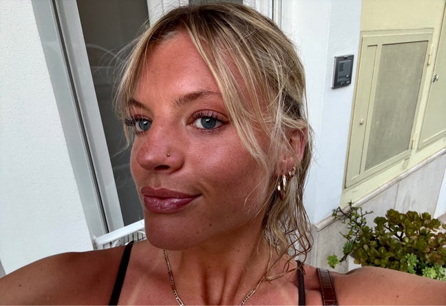 Looking a room in East or North! Main Photo