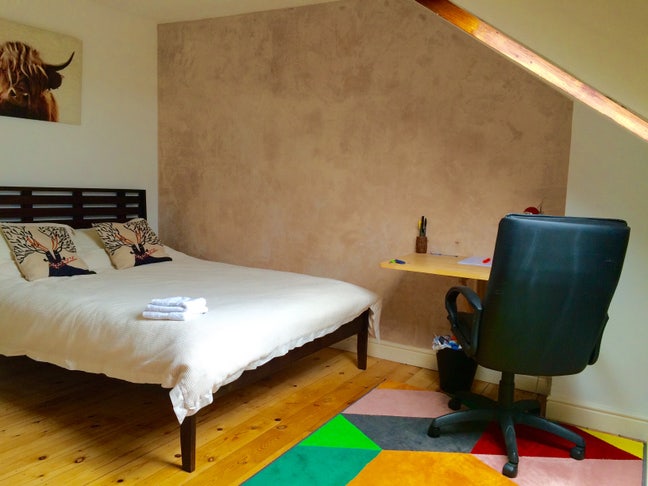 Attic Room Available from 1st March Main Photo