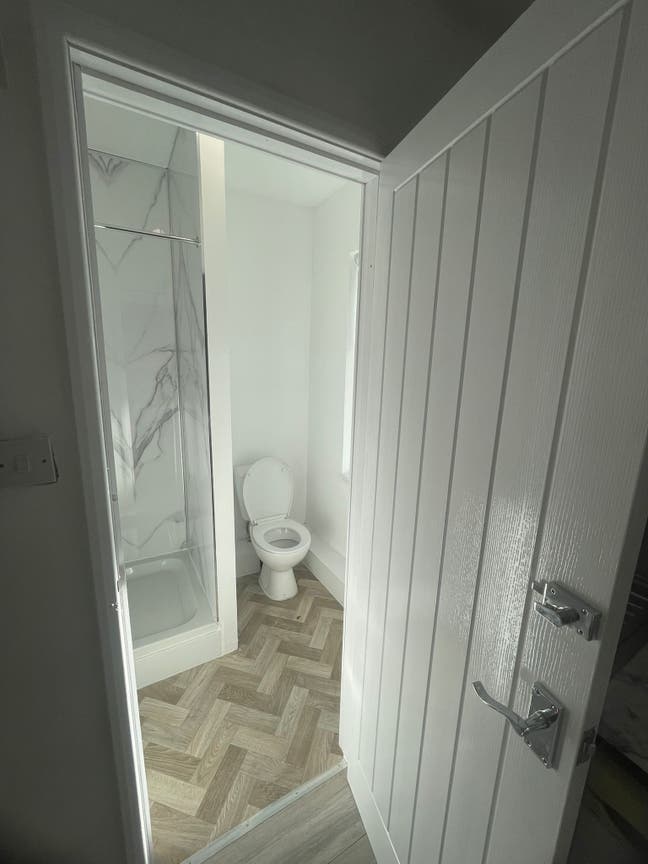 Studio City Centre All Bills Included Main Photo