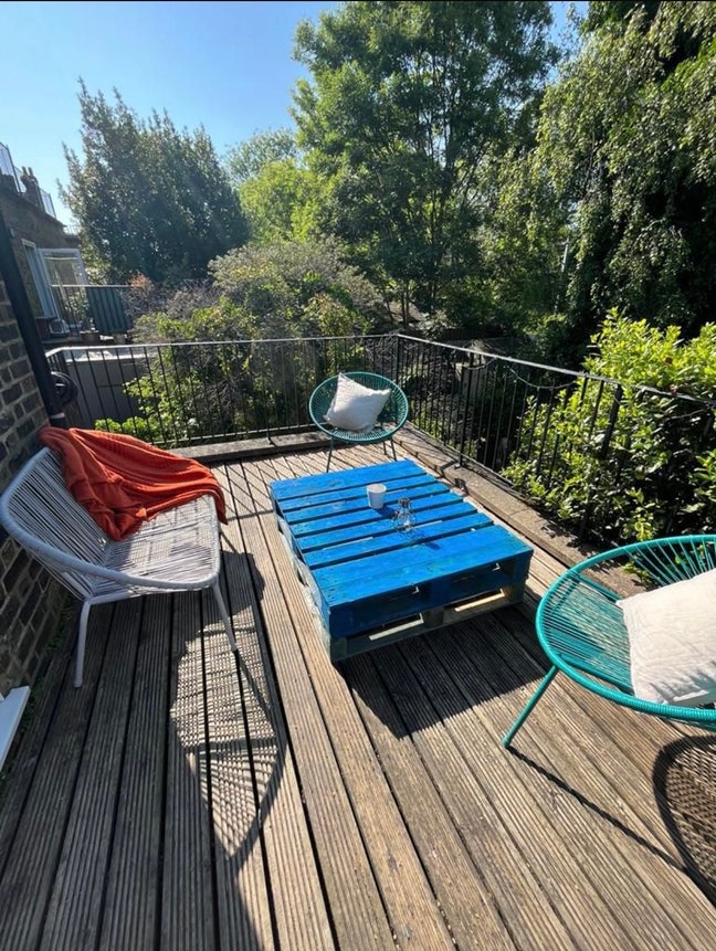 Large double room in beautiful Hampstead Heath  Main Photo