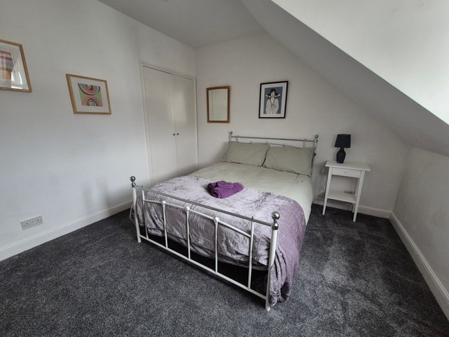 Short term rooms/studio with kitchen Main Photo