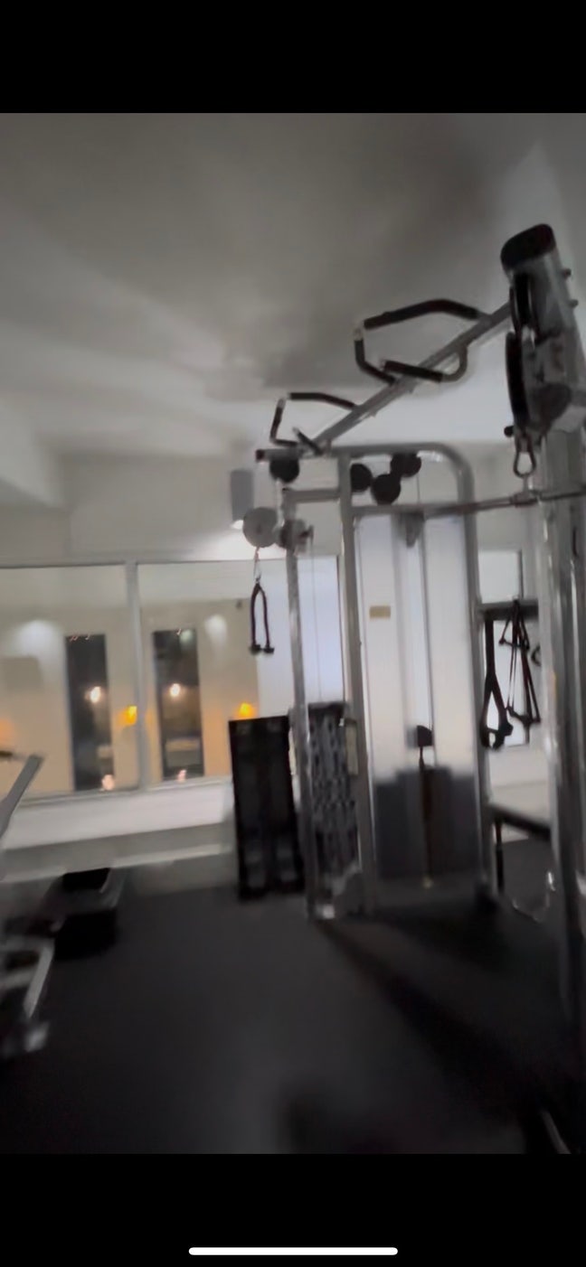 Double room for couple- Gym& Pool- Canary Wharf Main Photo