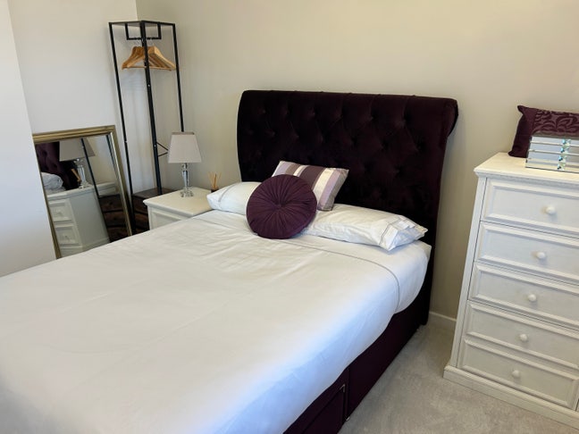 Double Room in Peaceful Country Home  Main Photo