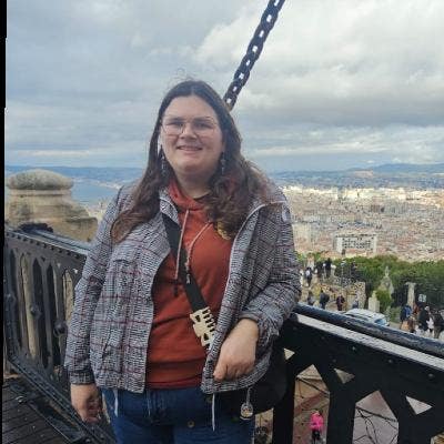 24 y/o looking for somewhere to live Main Photo