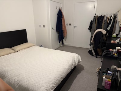 Double bedroom with ensuite  Main Photo