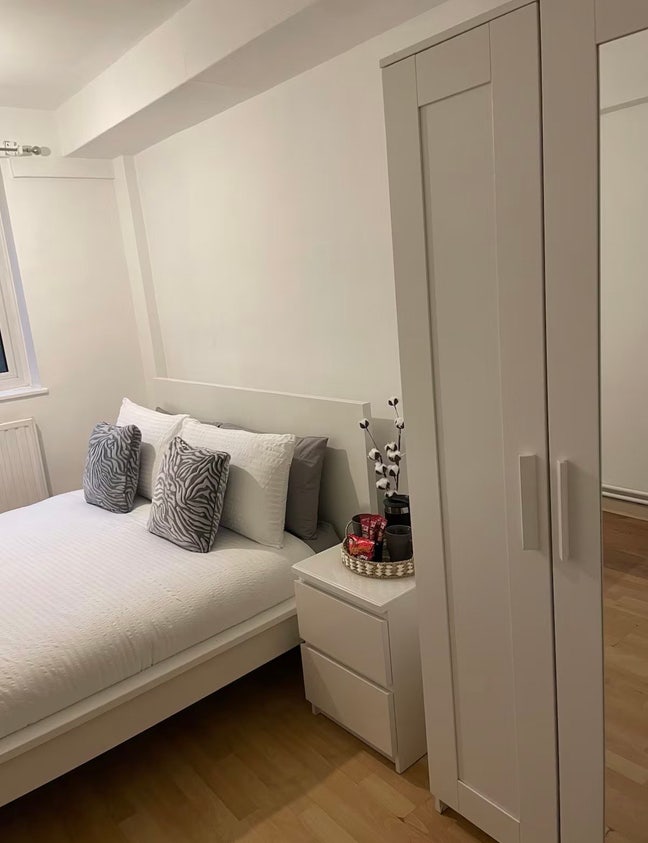 Double room for single use in Camberwell Main Photo