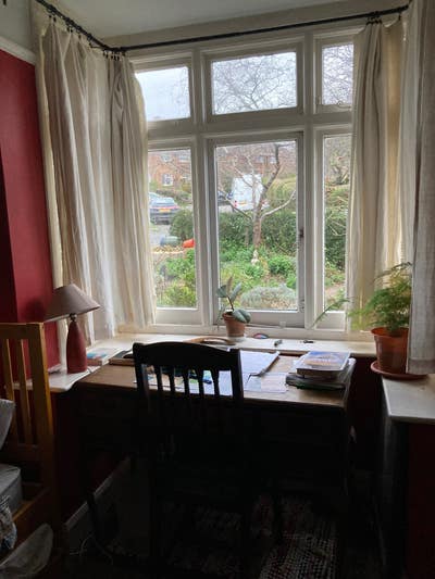 Quiet room in house near countryside Main Photo