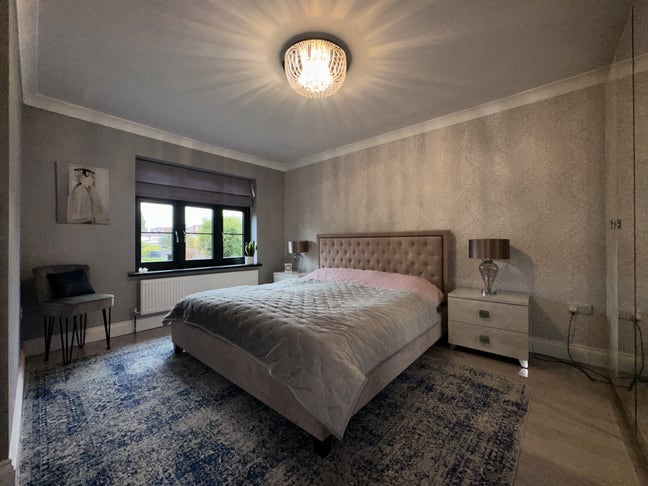 Double Room in Shared House- IG6 Main Photo