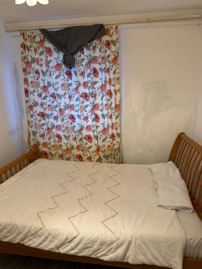 Double Room in Large 4-Bed House – Bethnal Green,  Main Photo