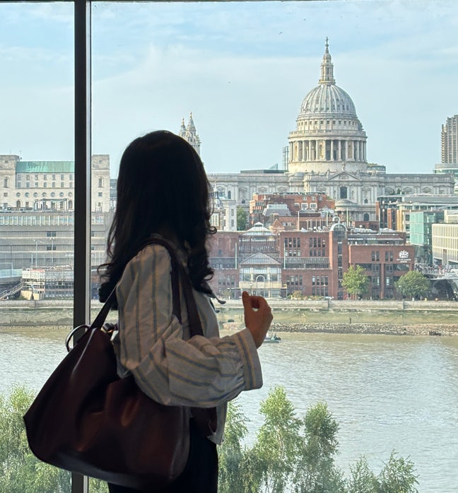 Short-Term Room Wanted | Female | Jan–Apr  Main Photo