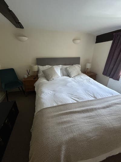 Double room for short term let Main Photo