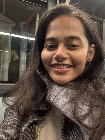 I am a female student aged 26. I am looking f... Main Photo