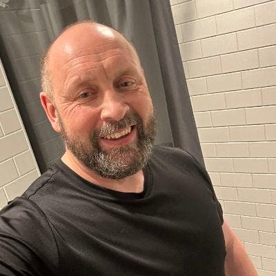 Professional Male  Main Photo