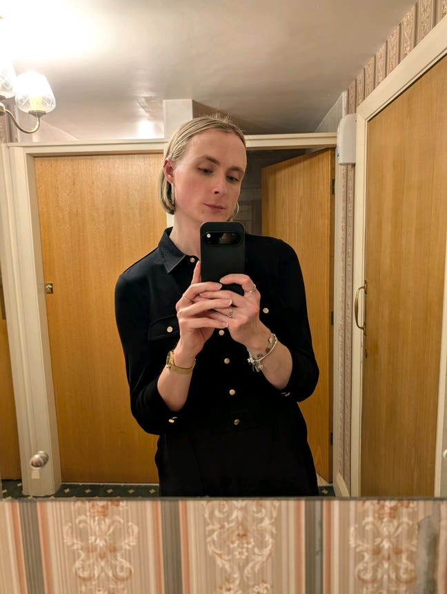 Looking for a room to rent! Main Photo