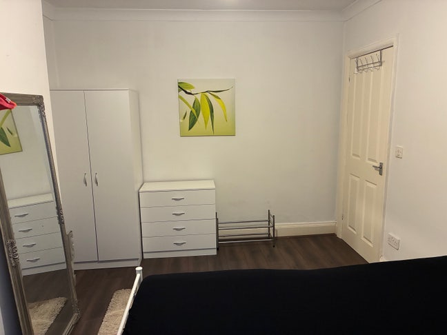 Double Bedroom (available from december) Main Photo