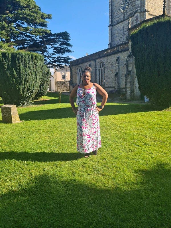 Professional Female seeks a double room Main Photo