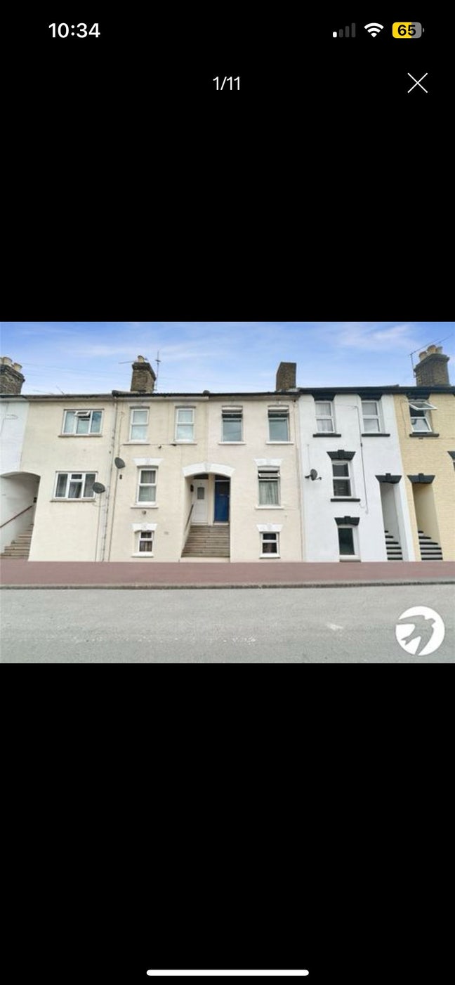 4 bedrooms available for Rent  Main Photo