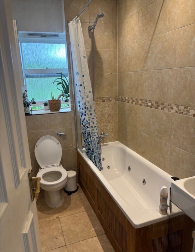 Flat with balcony  Main Photo