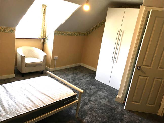 Double Room Dover Central with Garden Main Photo